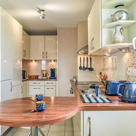 Daire Entre Port Et Plages By Interhome Audierne