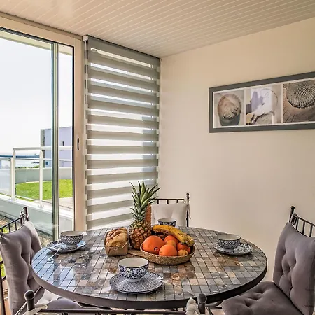 Entre Port Et Plages By Interhome